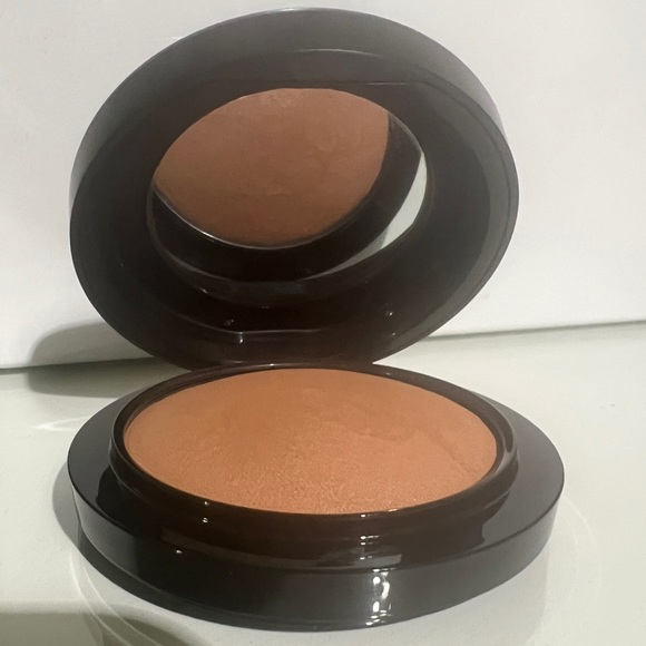 MAC MINERALIZE SKINFINISH NATURAL FACE POWDER - Picture 2 of 6